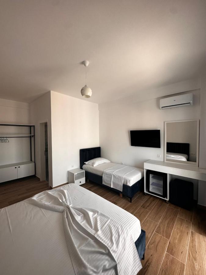 Hotel Belle Vue Ksamil Exterior photo