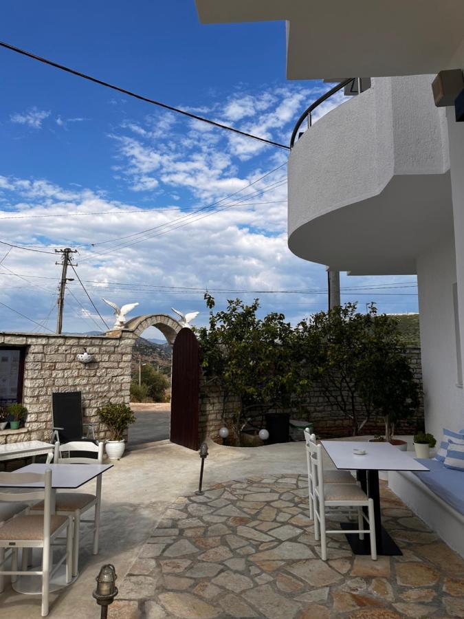 Hotel Belle Vue Ksamil Exterior photo